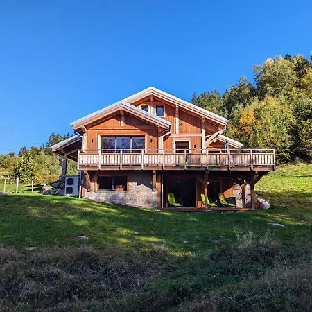 L'appel De La Foret Chalet *