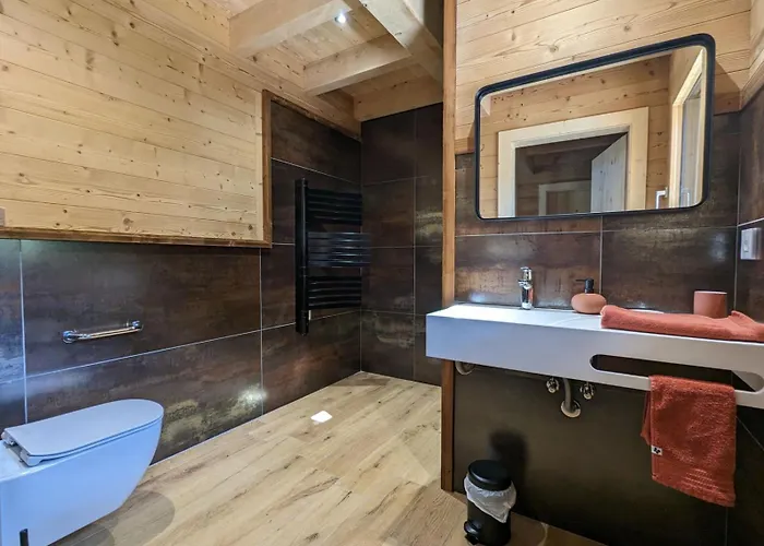 L'appel De La Foret Chalet *